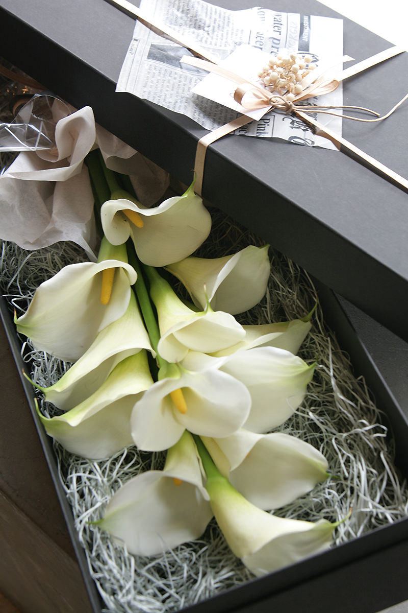 Calla Box Bouquet