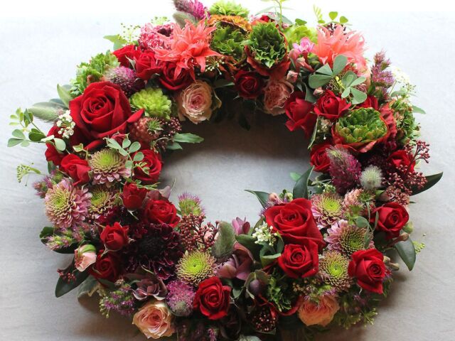 featured_flower-wreath