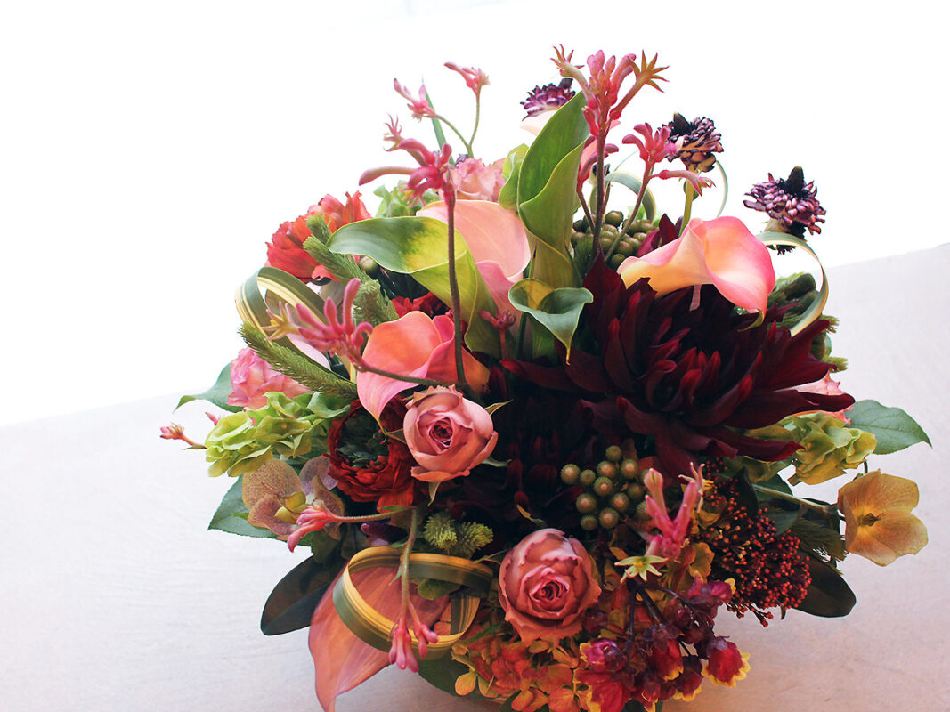 Round Arrangement - K's flower webshop