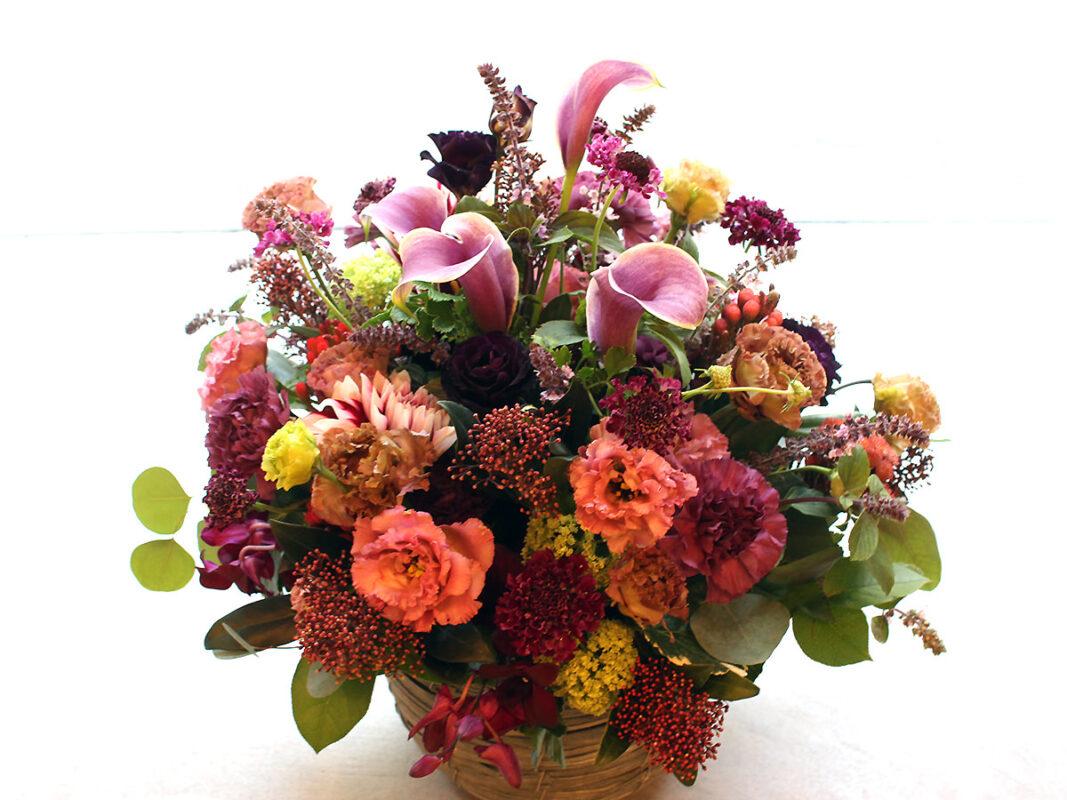Round Arrangement - K's flower webshop